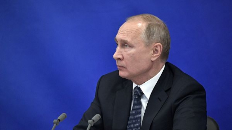 Путин призвал стимулировать инвестиции в высокотехнологичные проекты МСП