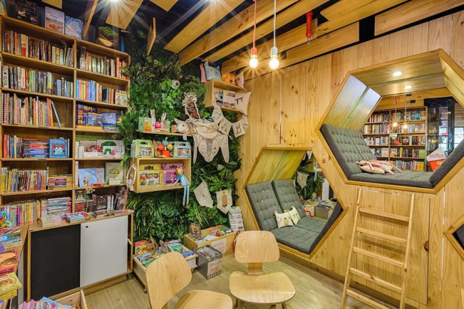 Продлили господдержку маленьких книжных магазинов